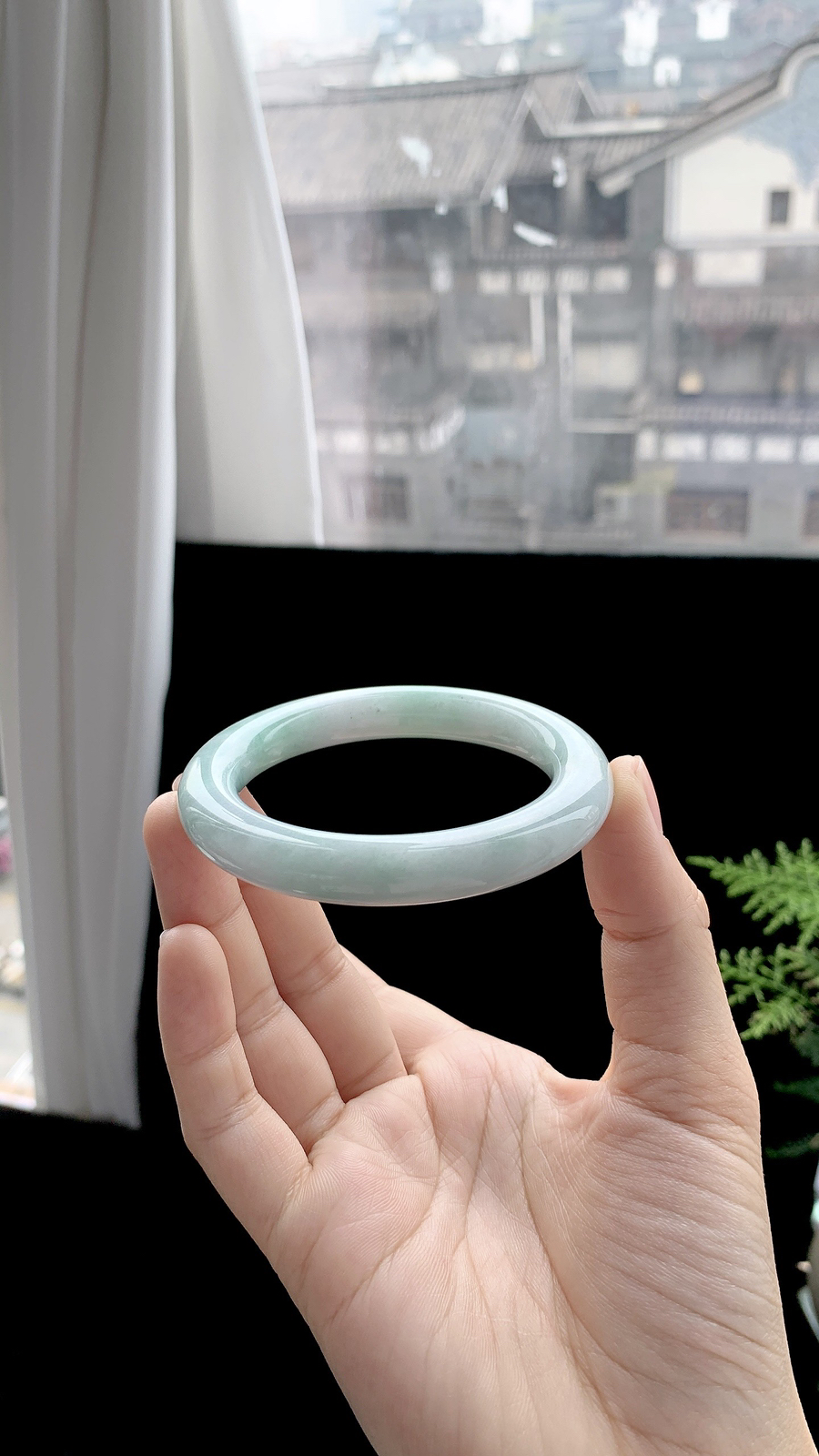 飘绿圆条
尺寸：53.3-10.1