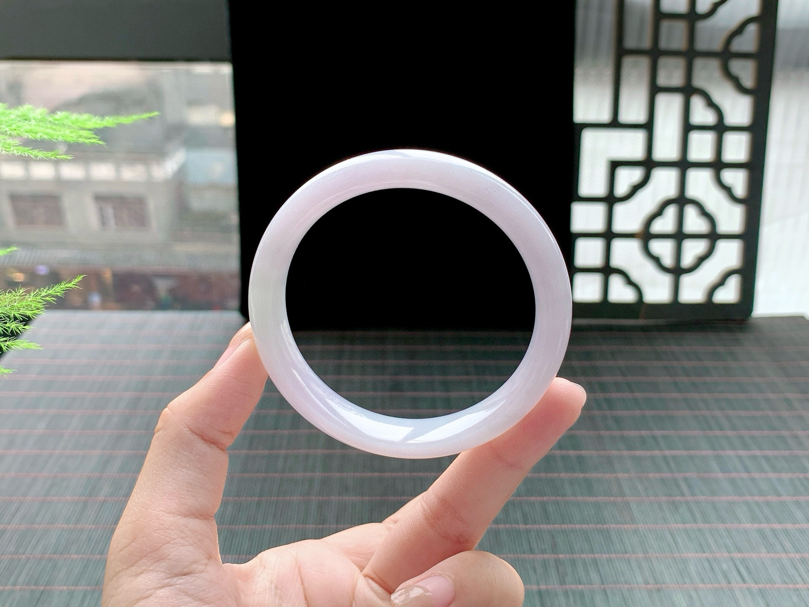 浅紫正圈，尺寸： 58.6-12.7-8