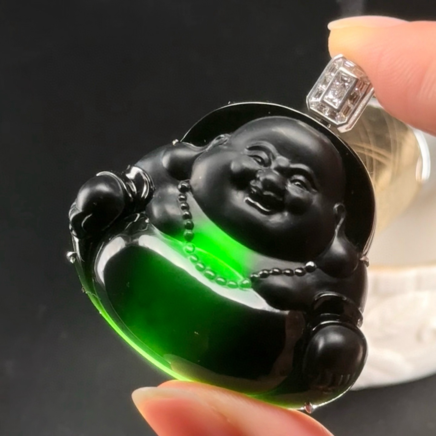 精品墨翠大肚佛 种好色正 黑度极好 打灯通透 油性十足 尺寸44.8