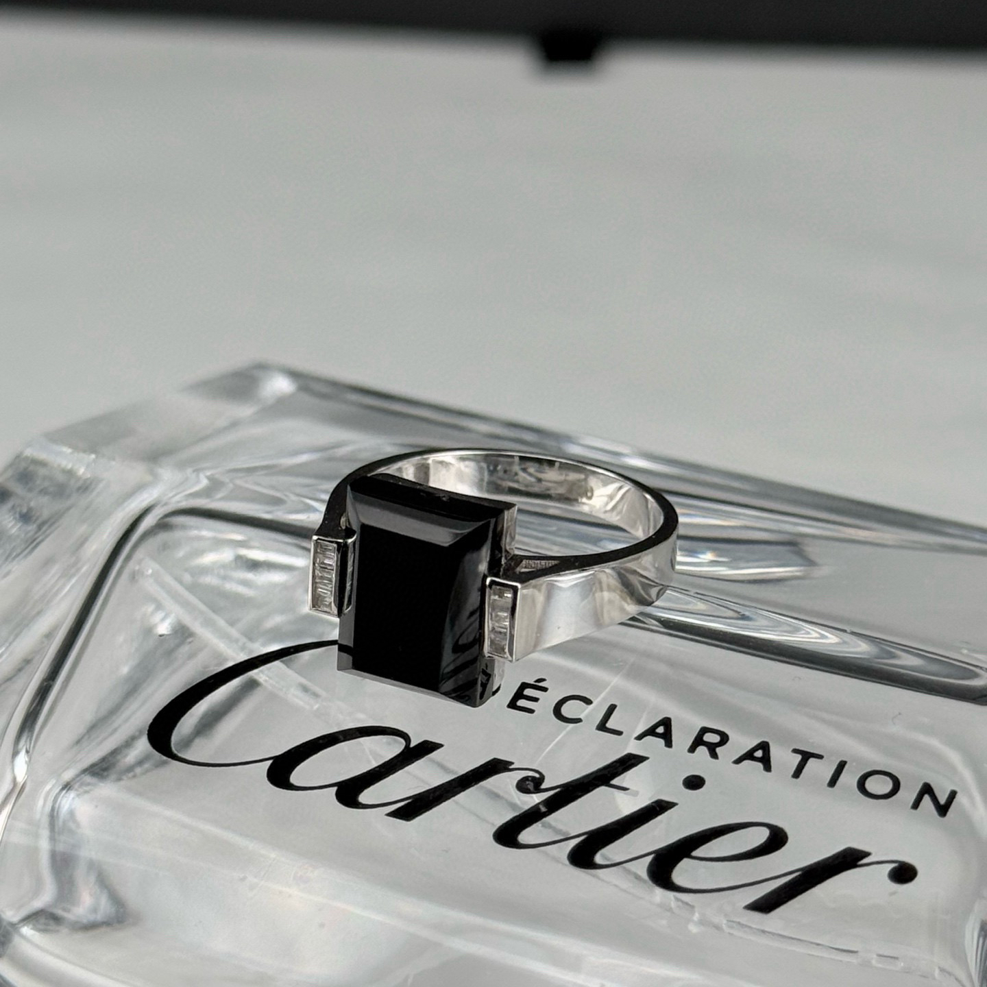 精品18k墨翠女戒 种好色正 黑度极好 打灯通透 油性十足 尺寸11.1