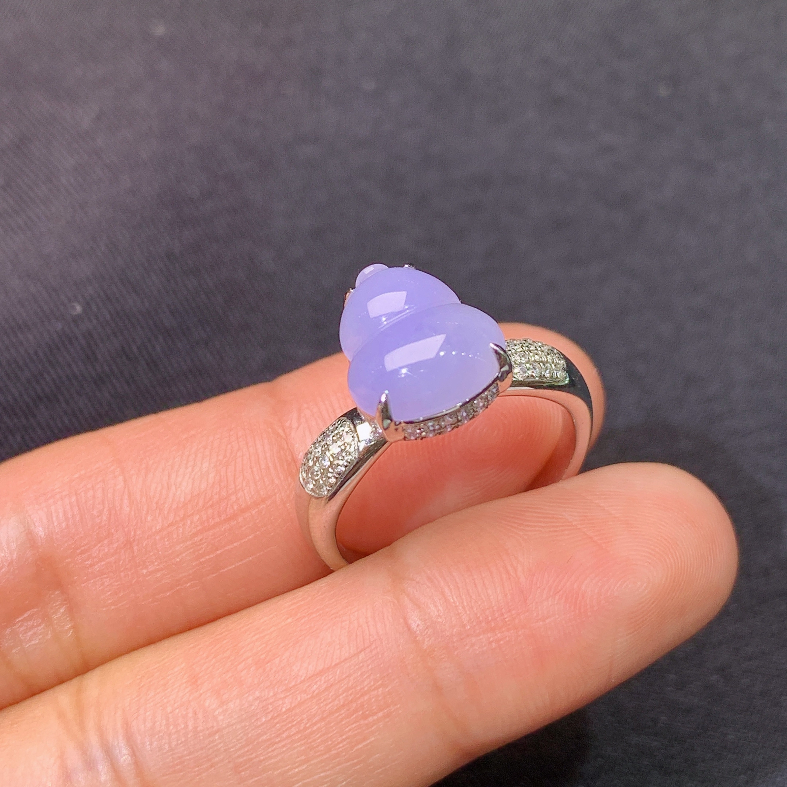 冰紫罗兰葫芦戒指，18k金镶嵌，温润细腻，颜色鲜艳，Mi 尺寸10.8*9.3*3