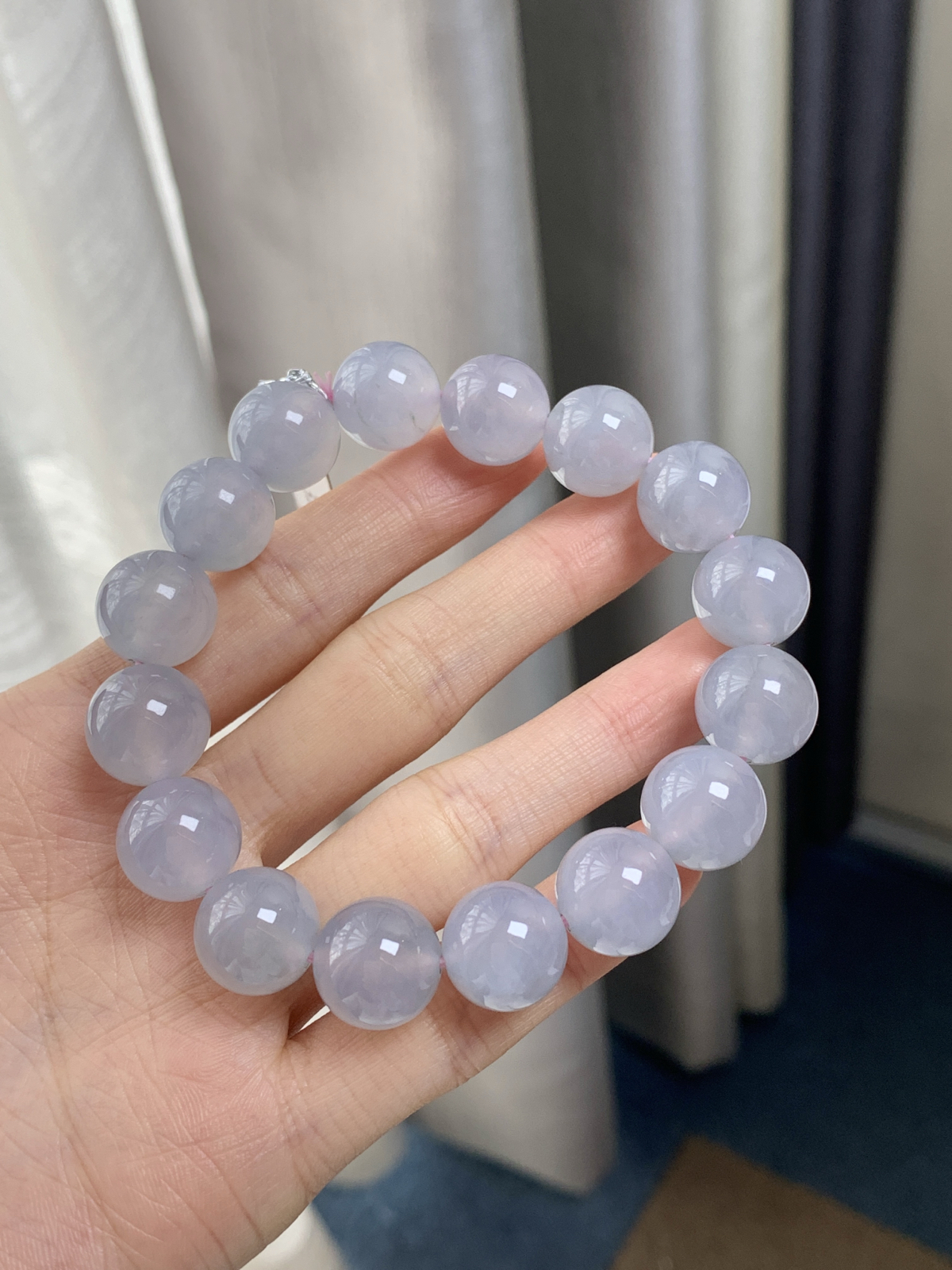 冰紫手串
尺寸：13mm  16颗