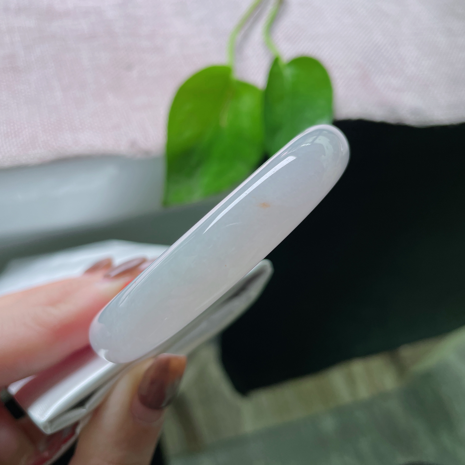 尺寸：55.3/12.4/8.9，淡紫正圈，水头好，肉质细腻干净，种老，浪漫唯美，洒金。