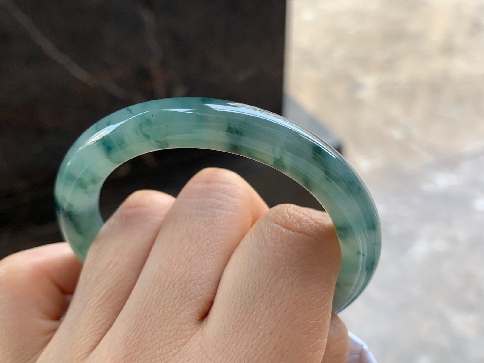 51.5-8.7

蓝花圆条手镯^_^鲜艳