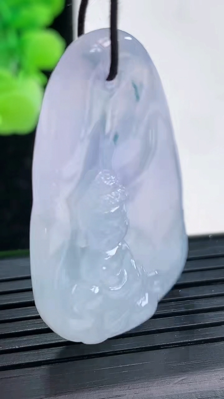 天然A货翡翠紫罗兰宝宝佛吊坠尺寸42.1-23.8-7.1重量:12.10g
4月3日