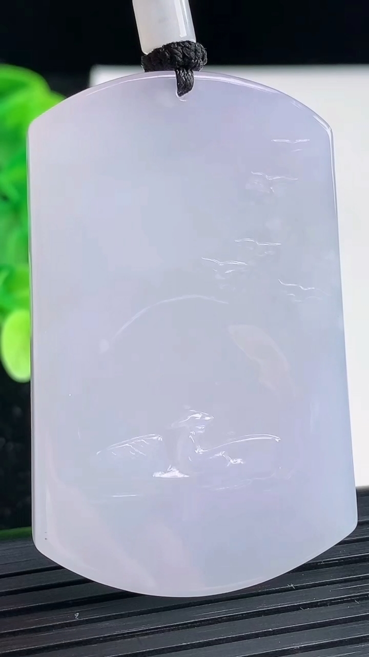 天然A货翡翠紫罗兰渔夫吊坠尺寸53.6-33.9-5重量:31.36g
4月4日