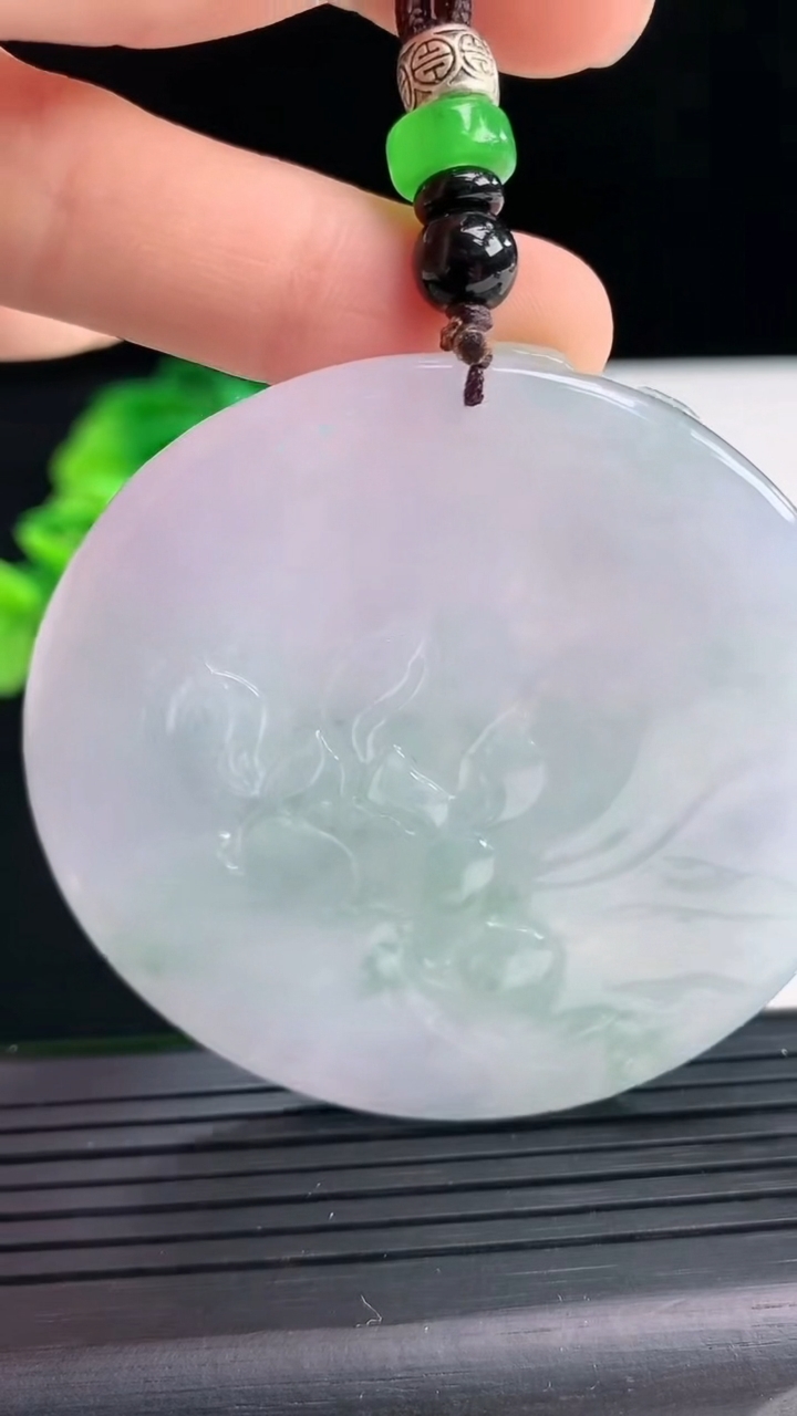 天然A货翡翠无相佛吊坠尺寸57.3-8.4重:47.08g 555
4月6日