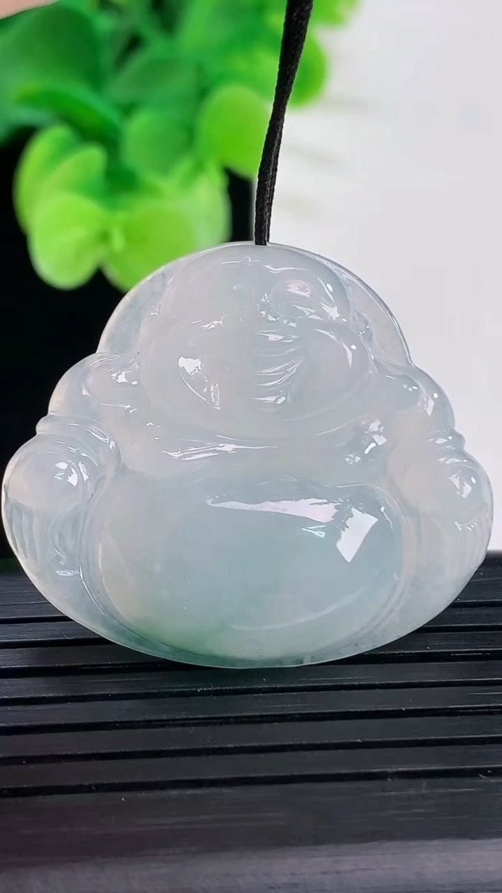 天然A货翡翠飘花佛公吊坠尺寸36-32-6.5重:10.04g 64
4月6日