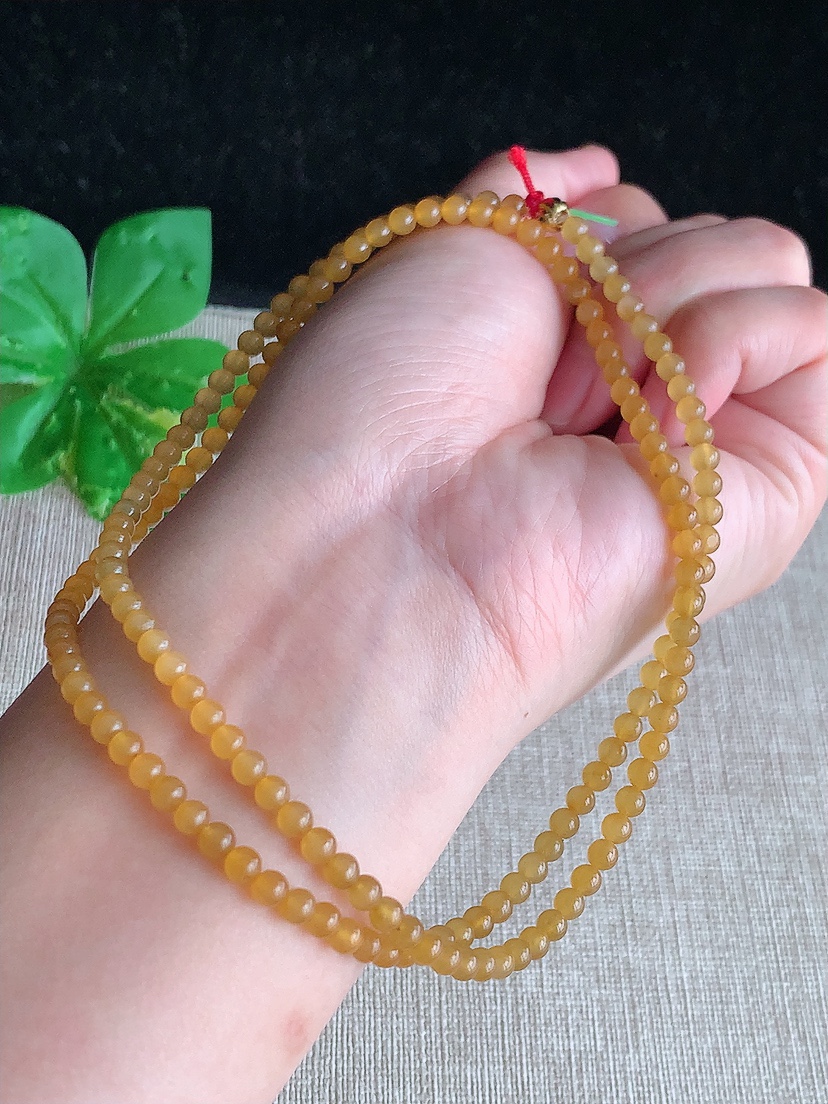 天然A货翡翠黄翡圆珠小米珠项链毛衣链 
尺寸3.5mm 重量14.35g 0407