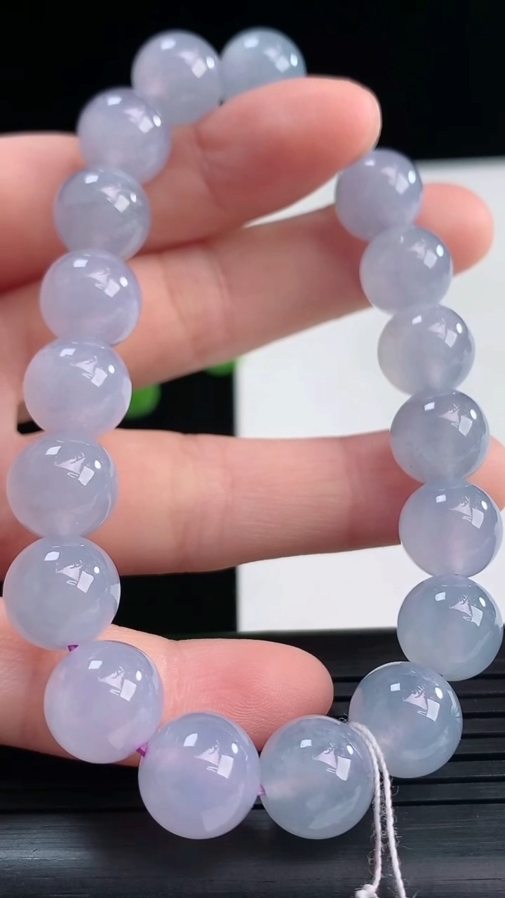 天然A货翡翠紫罗兰圆珠手串尺寸10.3-19颗重量:39.94g4月10日
工厂直销收藏佳品,种好水