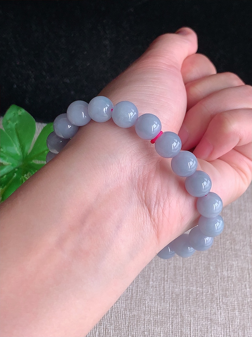 天然A货翡翠紫罗兰圆珠佛珠手串21颗 完
尺寸9mm 重量30.55g 0409