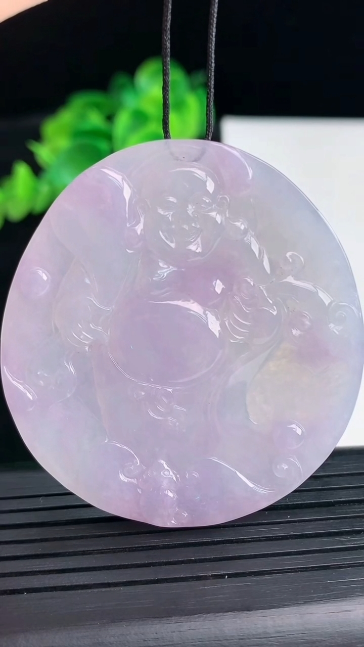 天然A货翡翠紫罗兰布袋佛吊坠尺寸52.-249.1-4.8重量:30.43g
4月12日