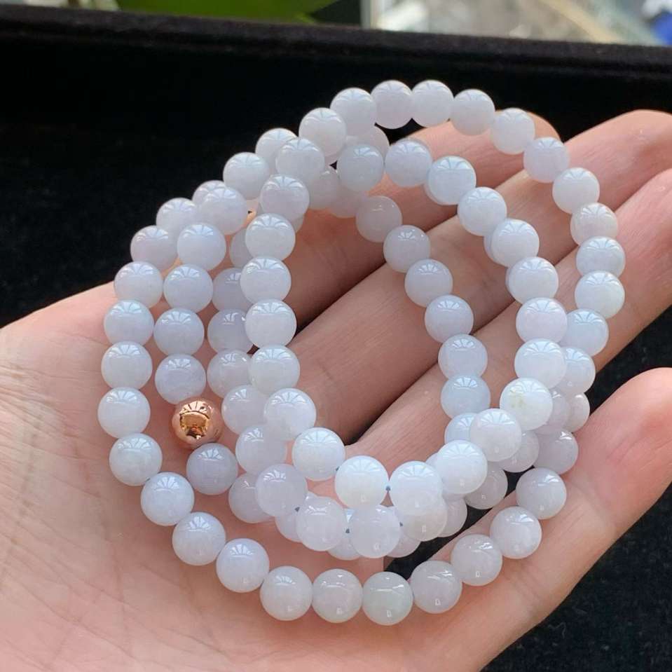 A货天然翡翠冰糯种紫罗兰项链108颗重量67.06g
4月13日