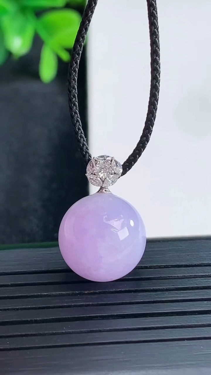 天然A货翡翠18K金紫罗兰圆珠吊坠尺寸13.9重量:5.24g4月14日
工厂直销收藏佳品,种好水足