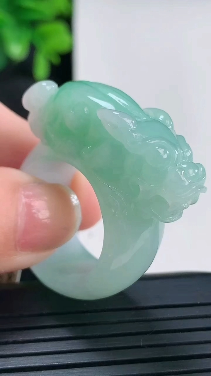 天然A货翡翠貔貅指环扳指尺寸20.5-34.5-12.6重量:22.21g2026年4月14日
工厂