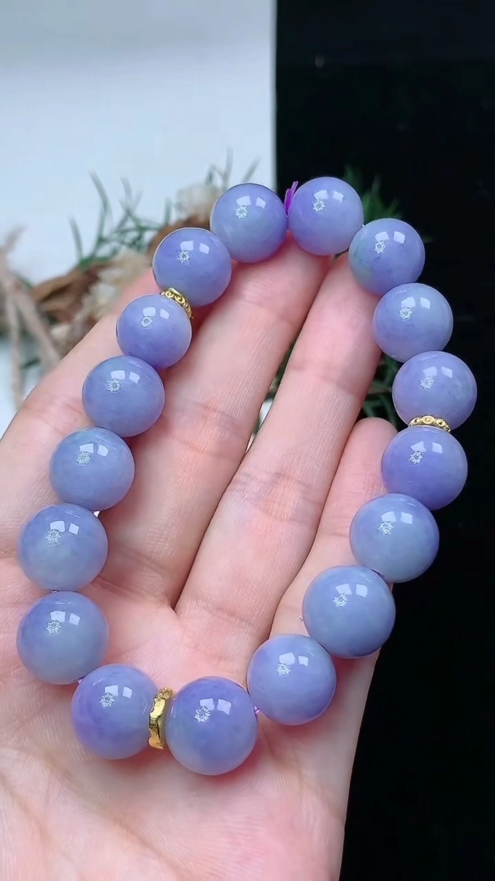 天然A货翡翠k金紫罗兰圆珠手串，尺寸11.2-17颗，重量:44.73g4月15日
工厂直销收藏佳品,种好水足，色泽均匀，有种有色，上手高大气！