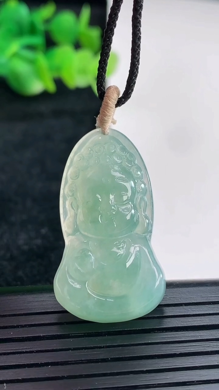 天然A货翡翠宝宝佛吊坠尺寸32-19.5-5.2重量:6.87g
4月16日