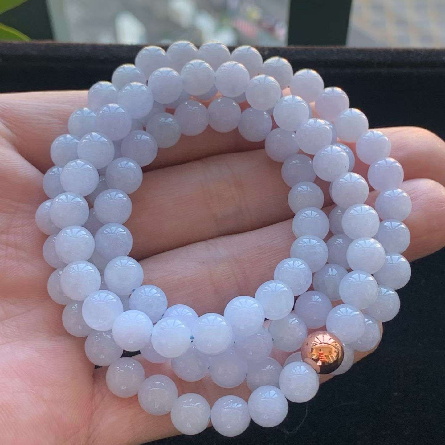 A货天然翡翠冰糯种紫罗兰项链108颗重量66.62
4月16日