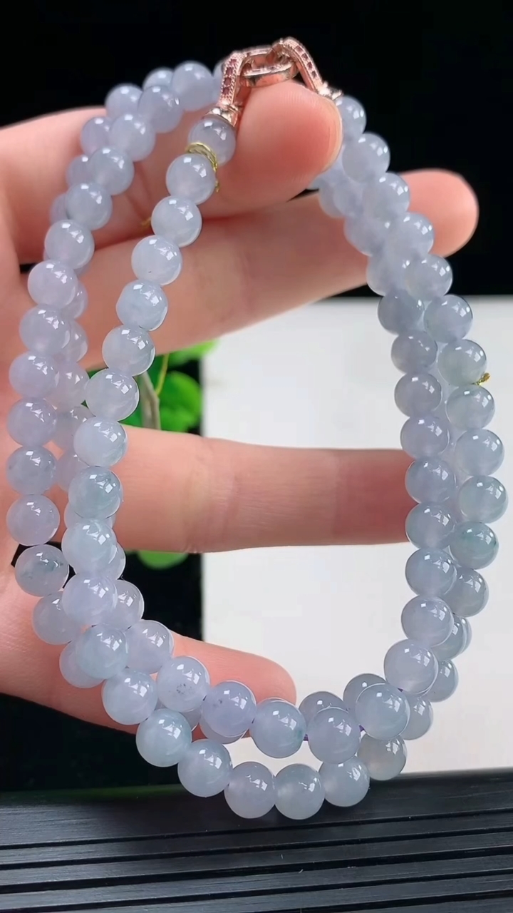 天然A货翡翠紫罗兰圆珠项链尺寸5.8-108颗重量:39.93g4月19日
工厂直销收藏佳品,种好水