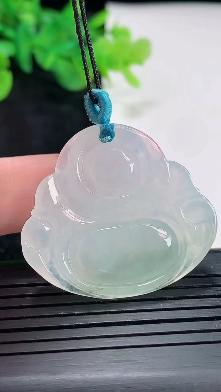 天然A货翡翠佛公吊坠，尺寸31.5-36-6.5重量:11.38g
4月20日