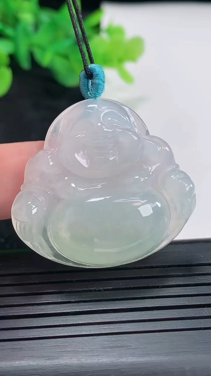 天然A货翡翠佛公吊坠，尺寸31.5-36-6.5重量:11.38g
4月20日