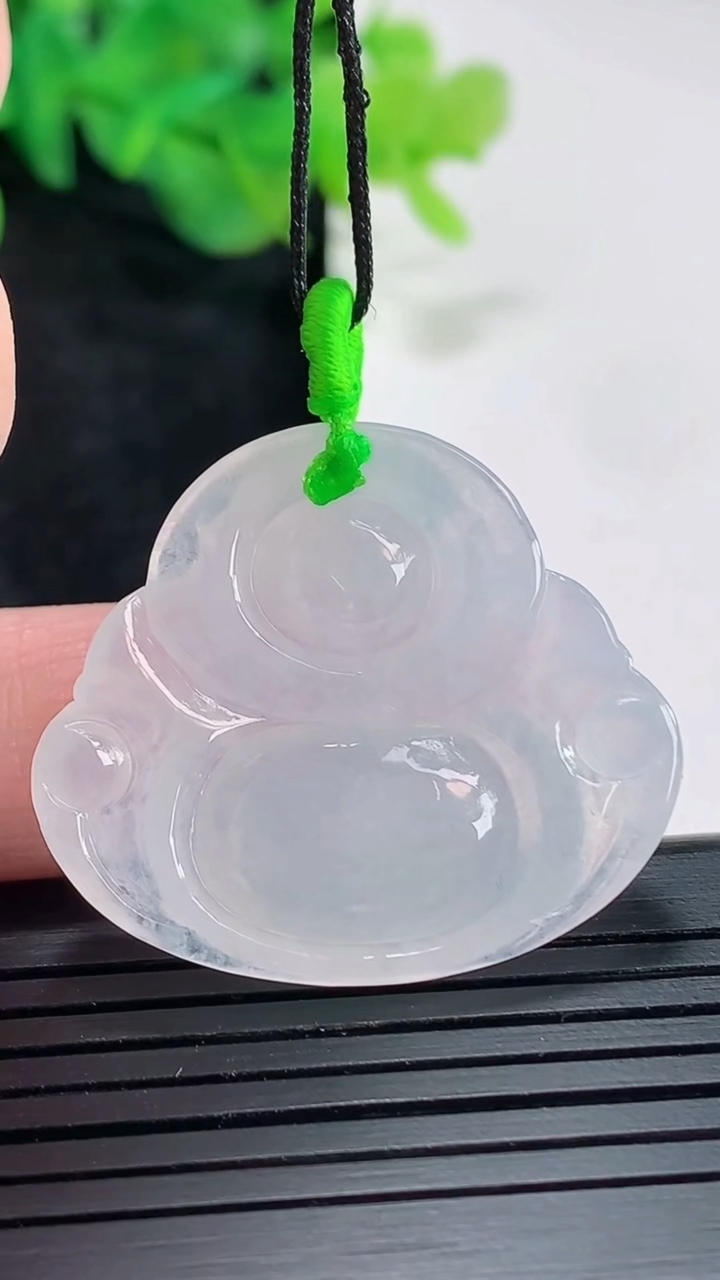 天然A货翡翠佛公吊坠，尺寸29-33.5-5.6重量:8.43g
4月20日