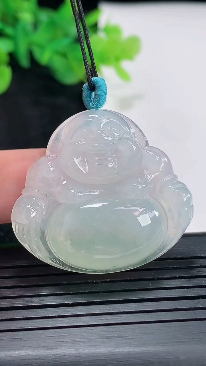 天然A货翡翠佛公吊坠，尺寸31.5-36-6.5重量:11.38g
4月20日