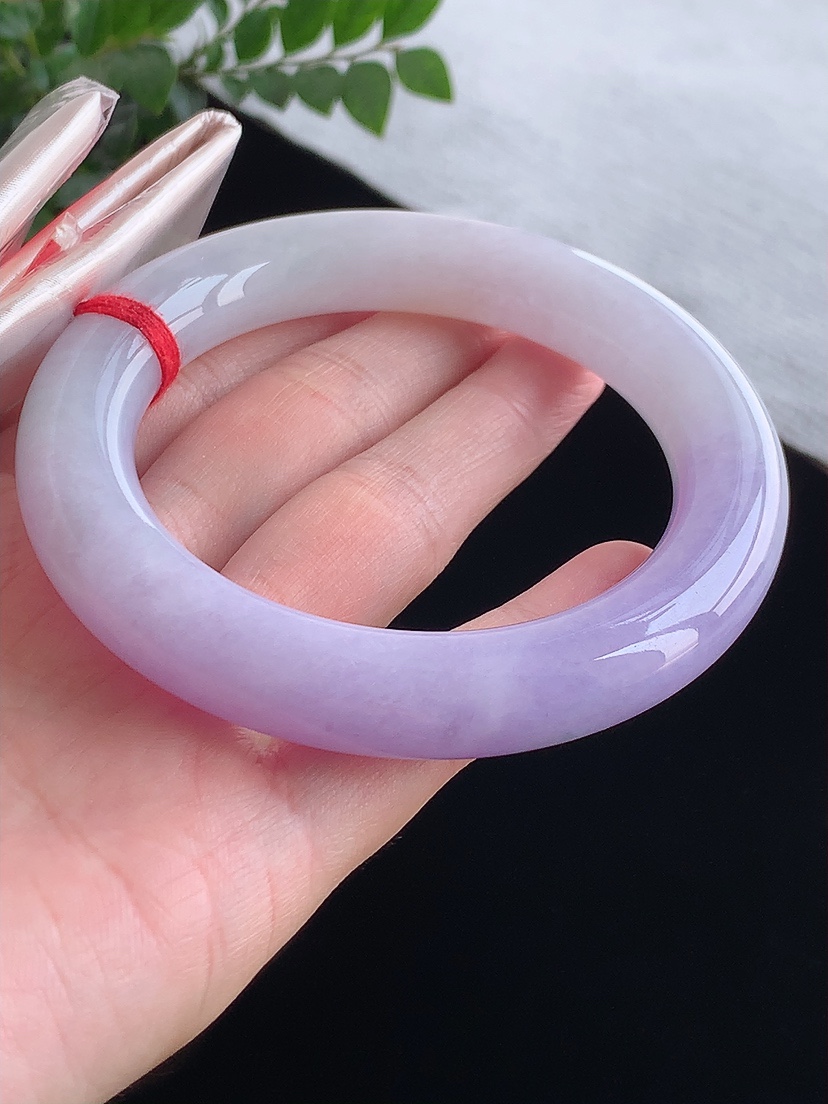 天然A货翡翠紫罗兰胖圆条手镯57-58圈口 
尺寸57.3-11.8mm 0419