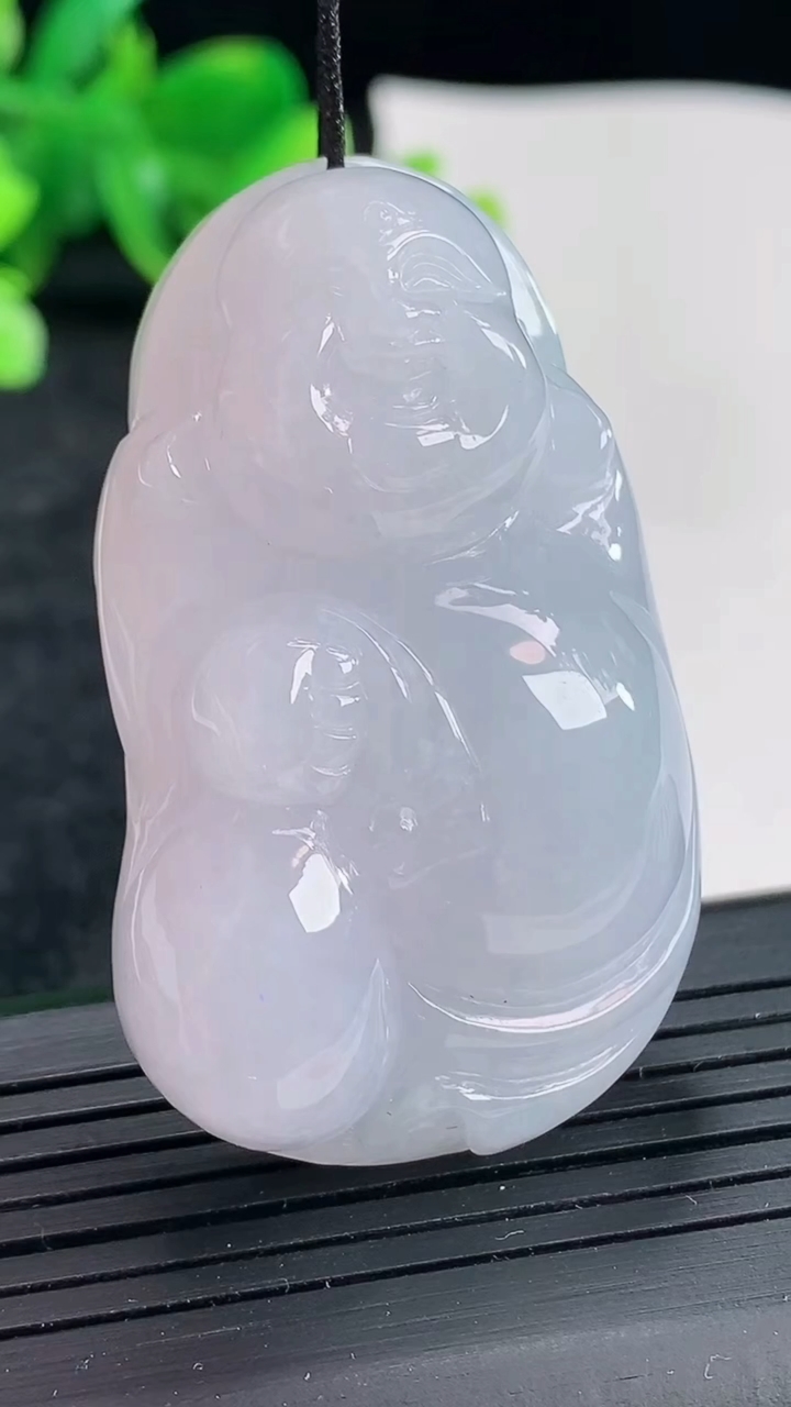 天然A货翡翠紫罗兰布袋佛吊坠，尺寸49-30-14重量:37.70g
4月21日