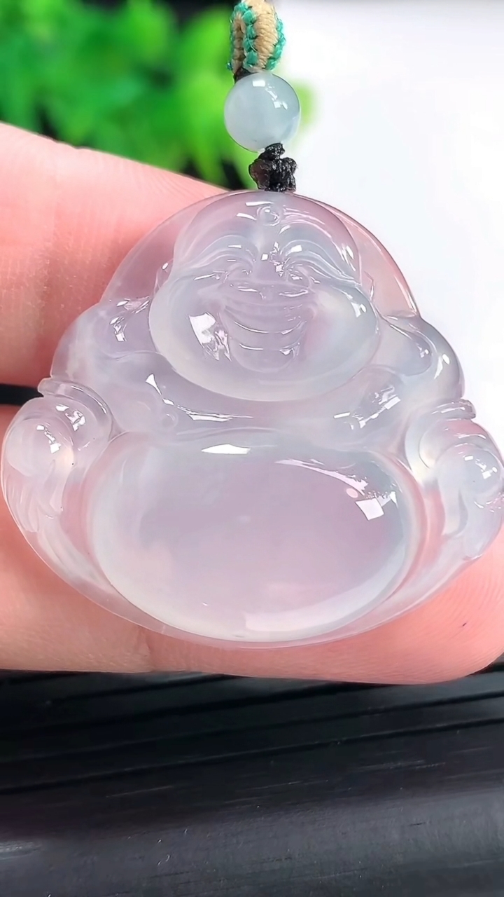 天然A货翡翠种白冰佛公吊坠，尺寸29-33.6-5.8重量:9.85g
4月23日