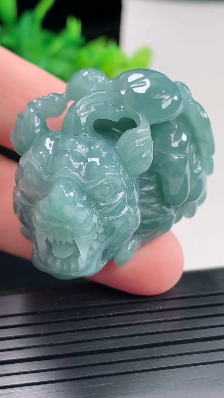 天然A货翡翠貔貅吊坠，尺寸40.2-28.3-28.5重:59.18g66
4月23日