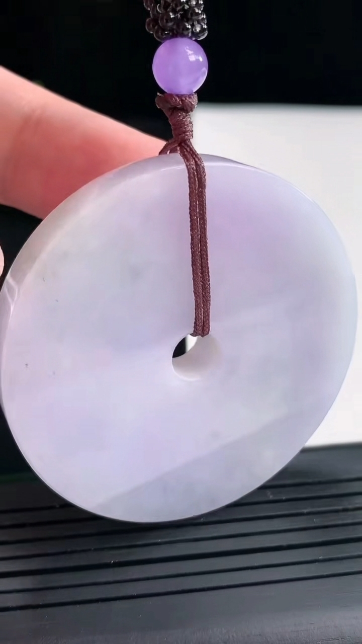 天然A货翡翠紫罗兰平安扣吊坠，尺寸49-7.5重:48.50g298
4月24日