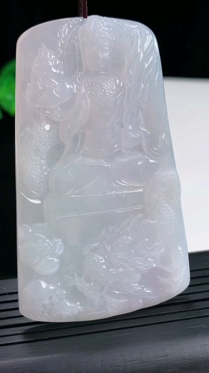 天然A货翡翠紫罗兰御龙虚空藏菩萨吊坠，尺寸69-42-5.5重量:38.24g
4月25日