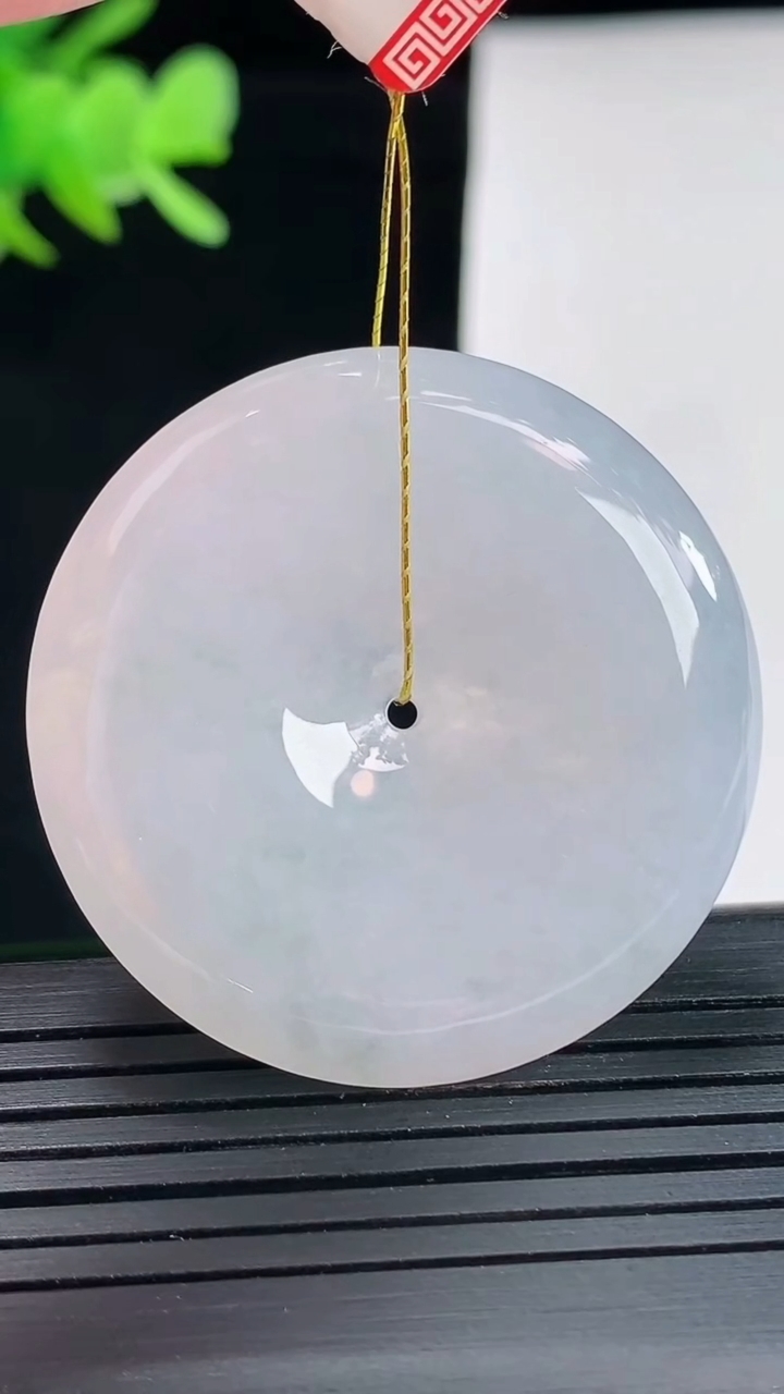 天然A货翡翠紫罗兰平安扣吊坠，尺寸38-6.5重量:20.54g
4月25日