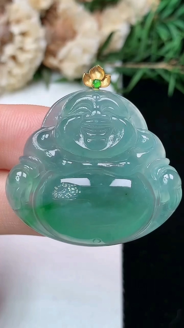 天然A货翡翠蓝水佛公吊坠，尺寸28.3-32.2-6，重量:8.83g
4月26日