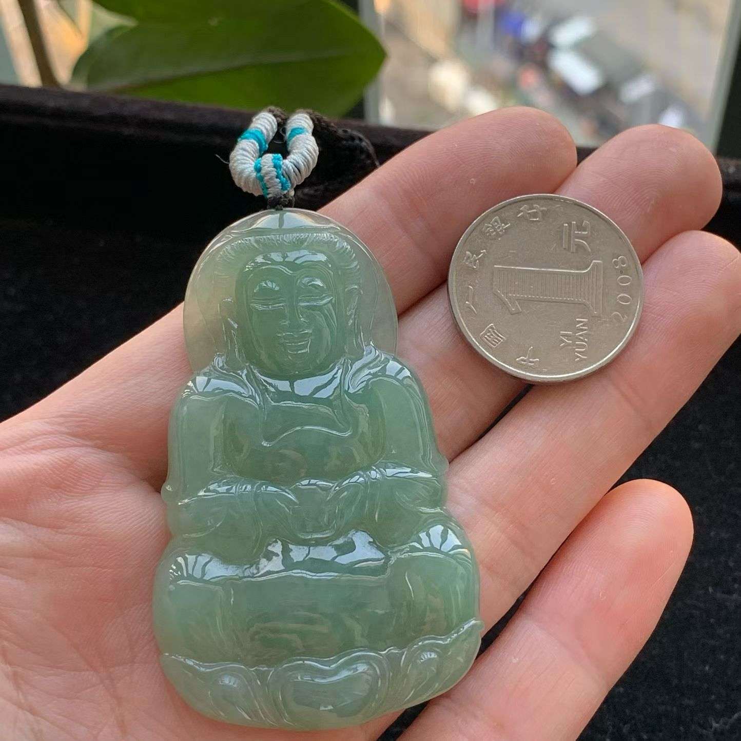 A货天然翡翠冰糯种满绿观音吊坠重量26.40
4月27日