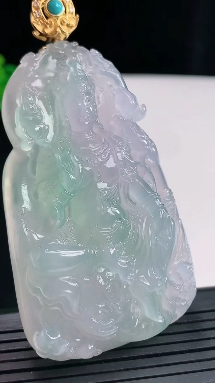 天然A货翡翠收藏级18k金春带彩 紫罗兰普贤菩萨吊坠，尺寸67-42-11.5重量:58.68g
4月28日