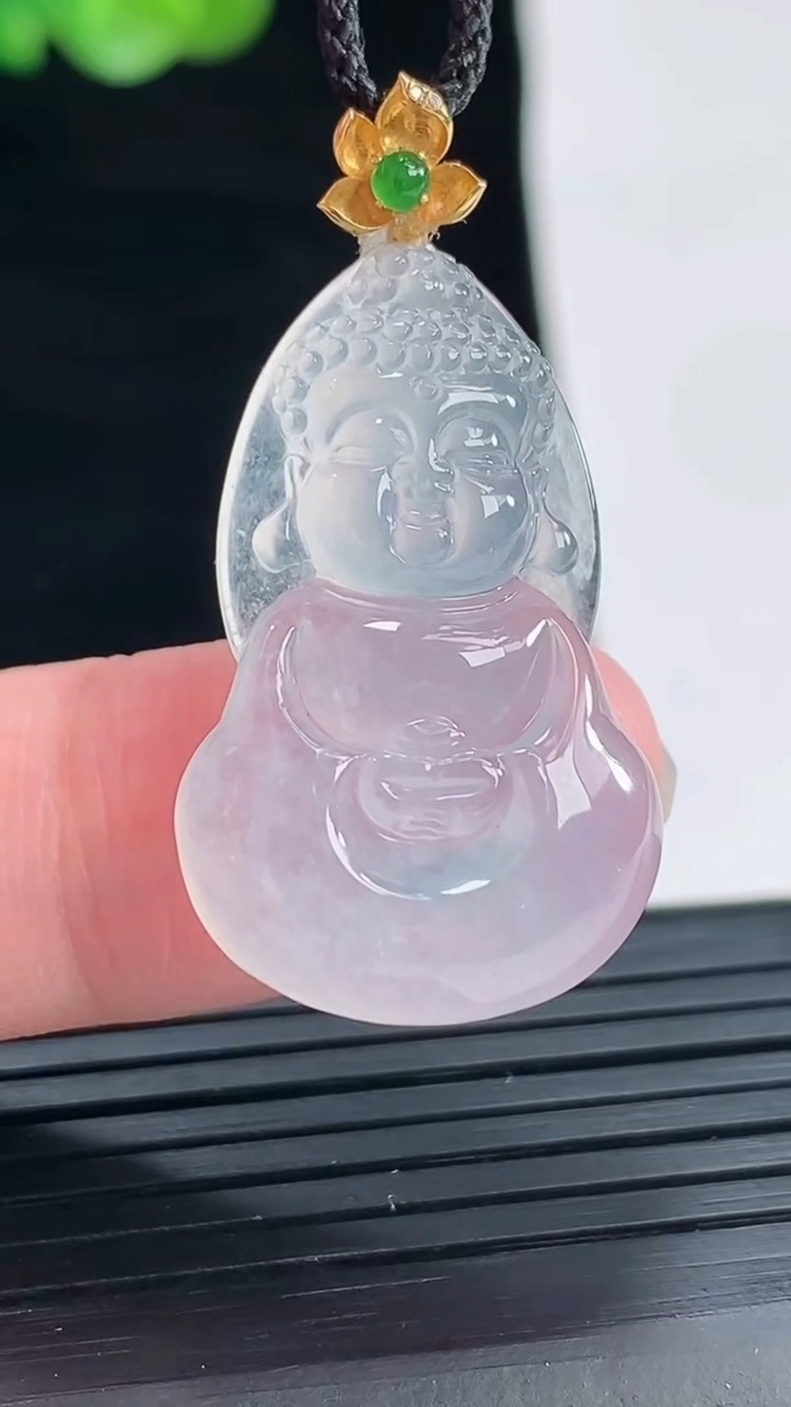 天然A货翡翠种白冰宝宝佛吊坠，尺寸29-19-5.6重量:5.96g
4月28日