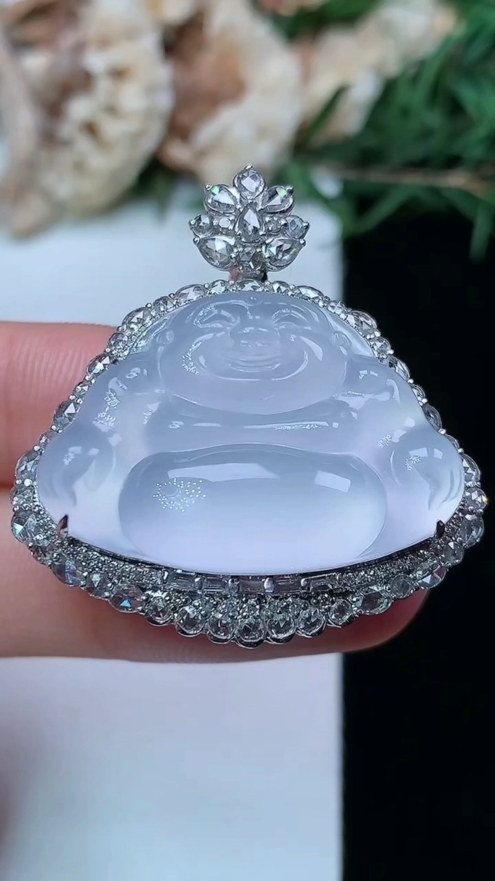 天然A货翡翠白冰佛公吊坠，尺寸35.2-32.7-13.3，裸石19.5-28.4，重量:13.18