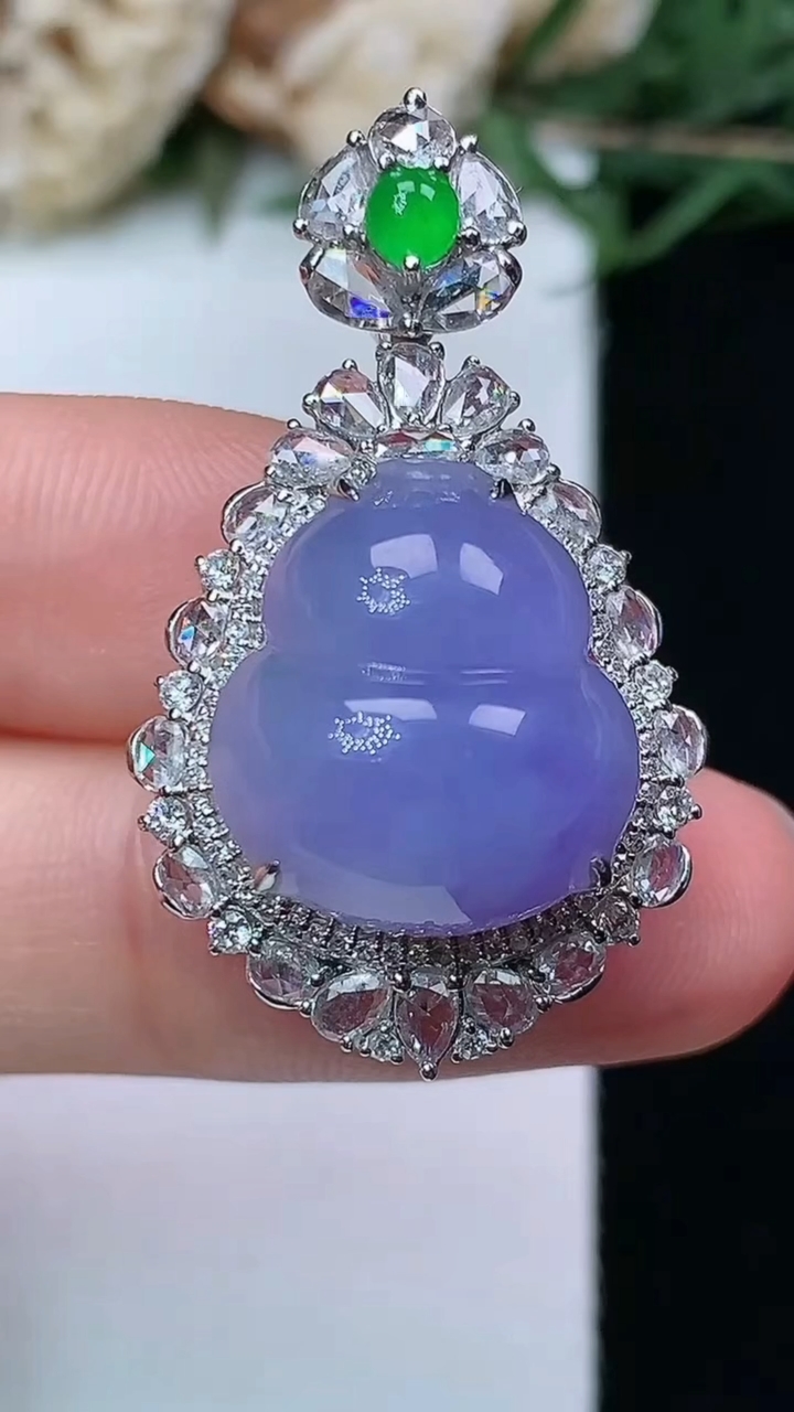 天然A货翡翠k金紫罗兰葫芦吊坠，尺寸34.4-20.2-14.3，裸石15.7-14.2，重量:6.