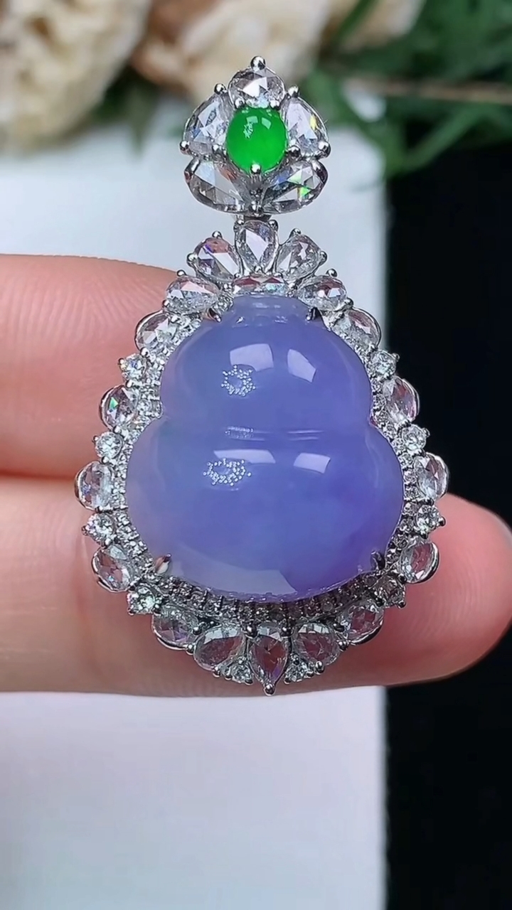 天然A货翡翠k金紫罗兰葫芦吊坠，尺寸34.4-20.2-14.3，裸石15.7-14.2，重量:6.