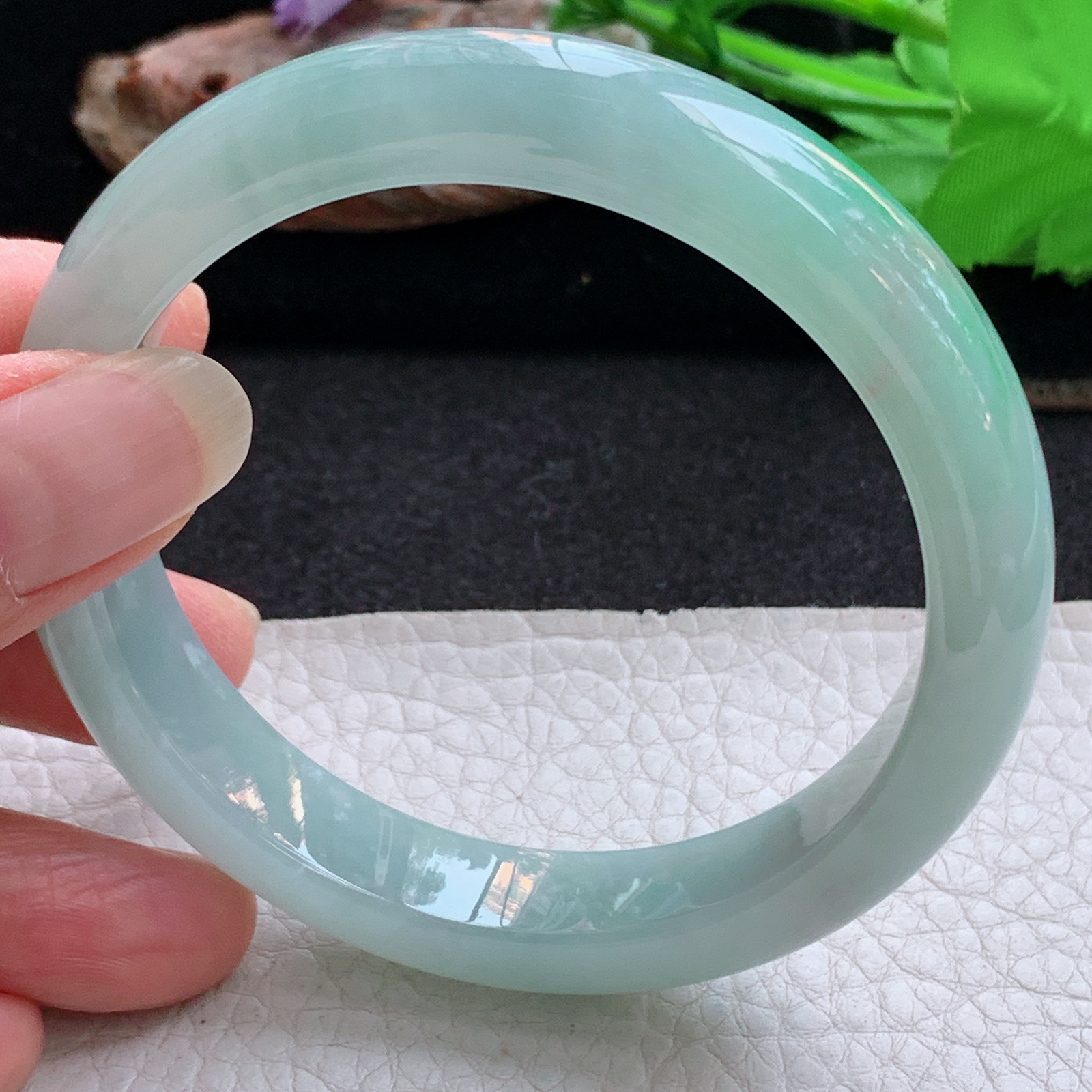 fx实拍58.5*12*8平安镯 天然缅甸翡翠手镯飘绿细润正圈玉镯子