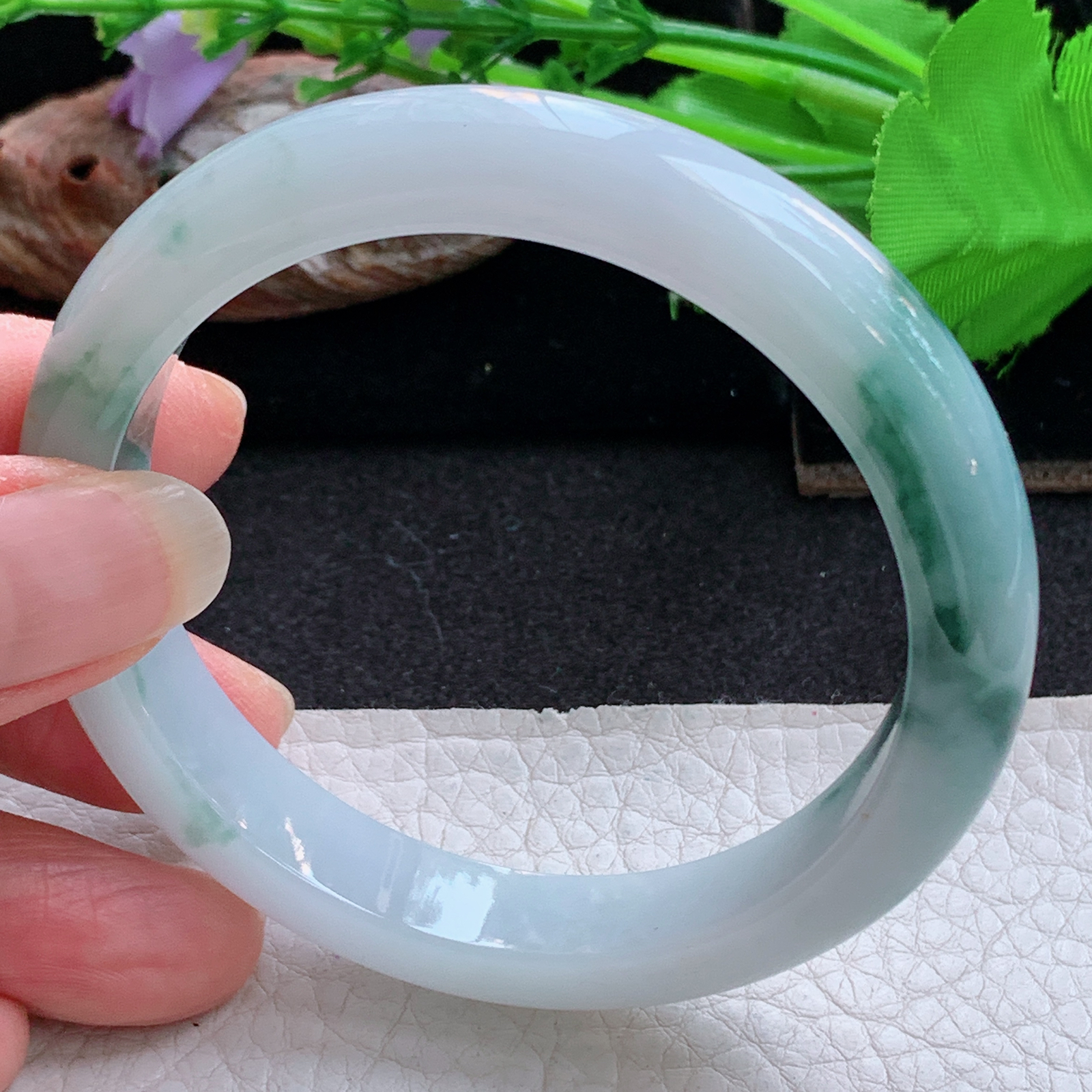 ee实拍56*11*7.8平安镯 天然缅甸翡翠a货手镯飘花水润正圈玉镯子