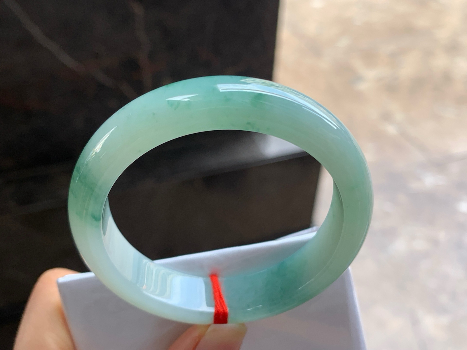 51-12.5-7.5

飘花手镯^_^玉质温润