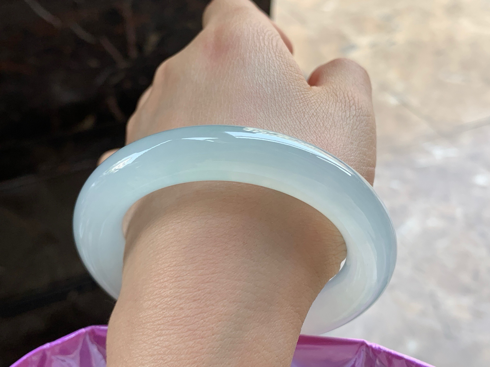 56-11.6

冰种晴水圆条手镯^_^清透 水润