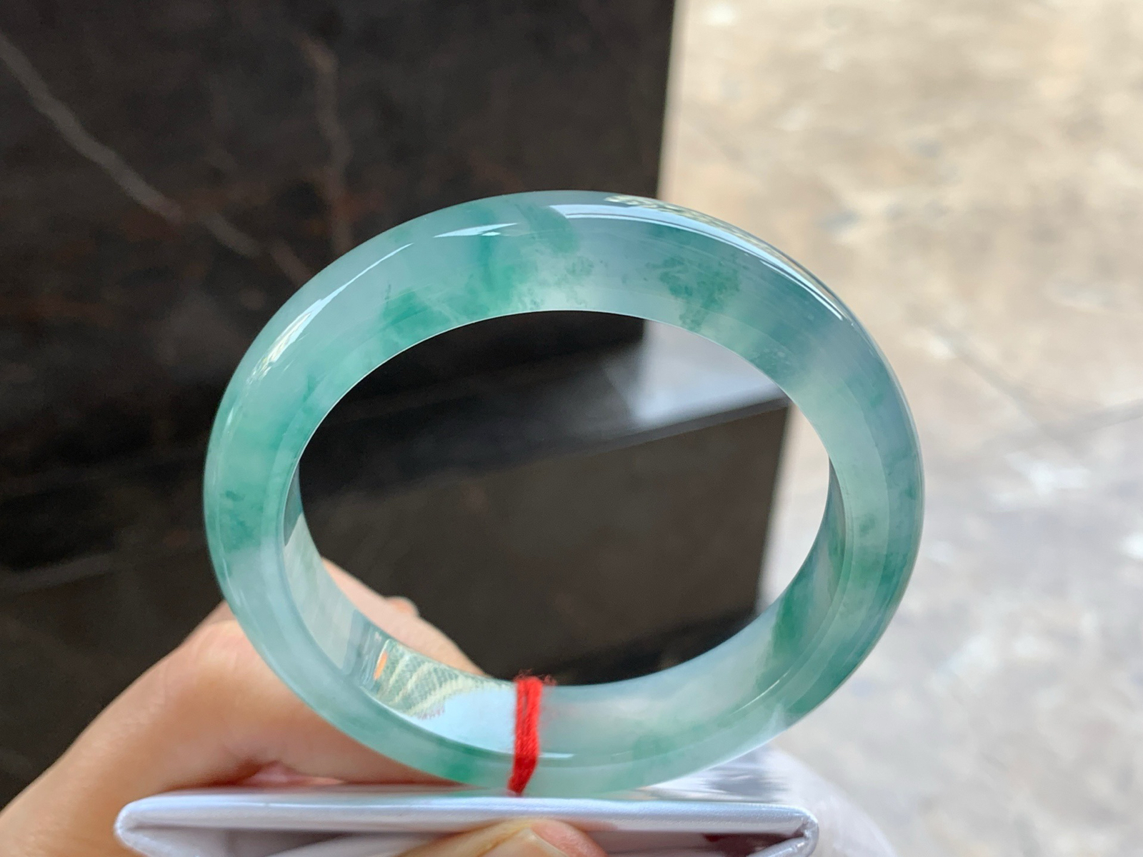 56-12.6-8.6

冰飘花手镯^_^飘花灵韵