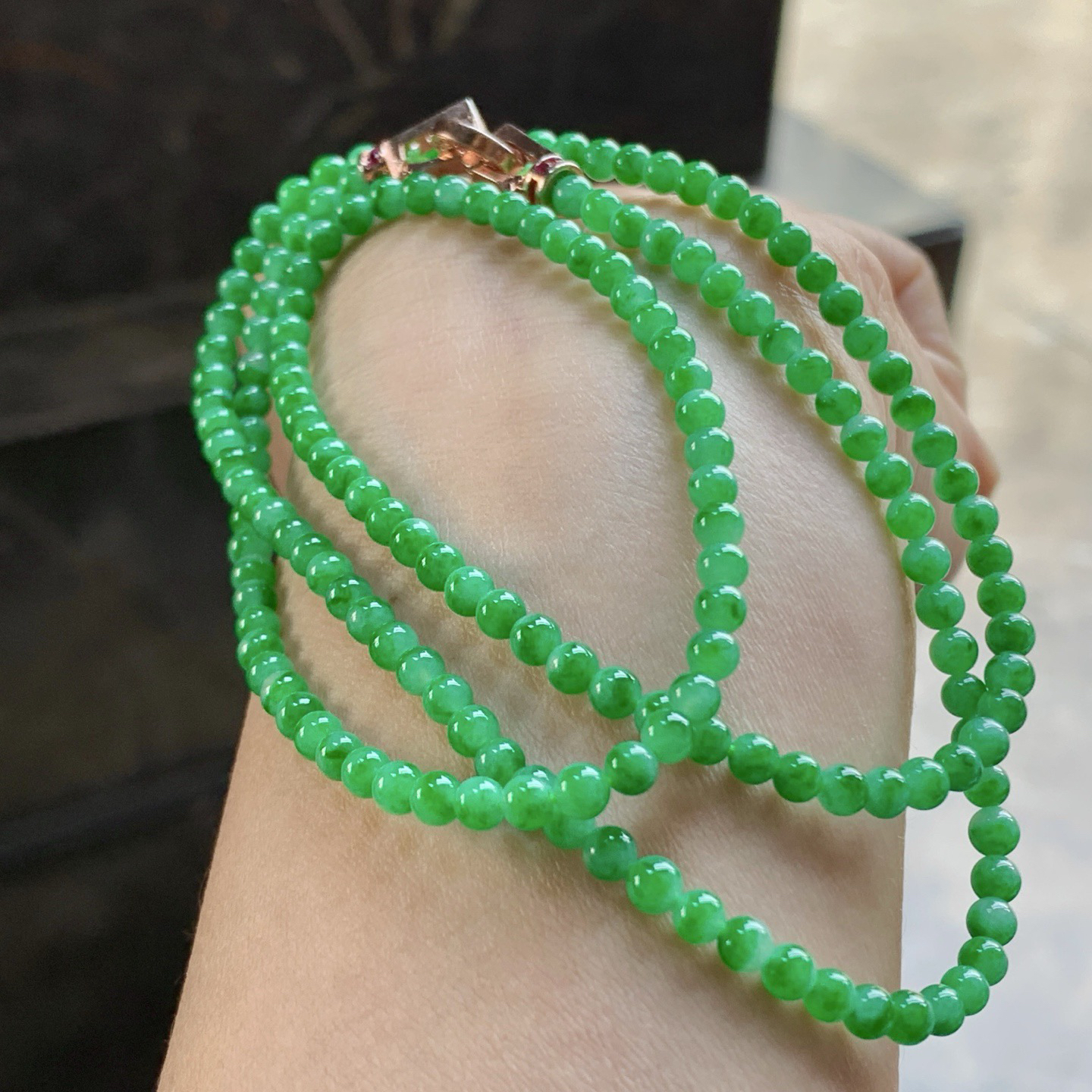 绿色手链^_^鲜艳