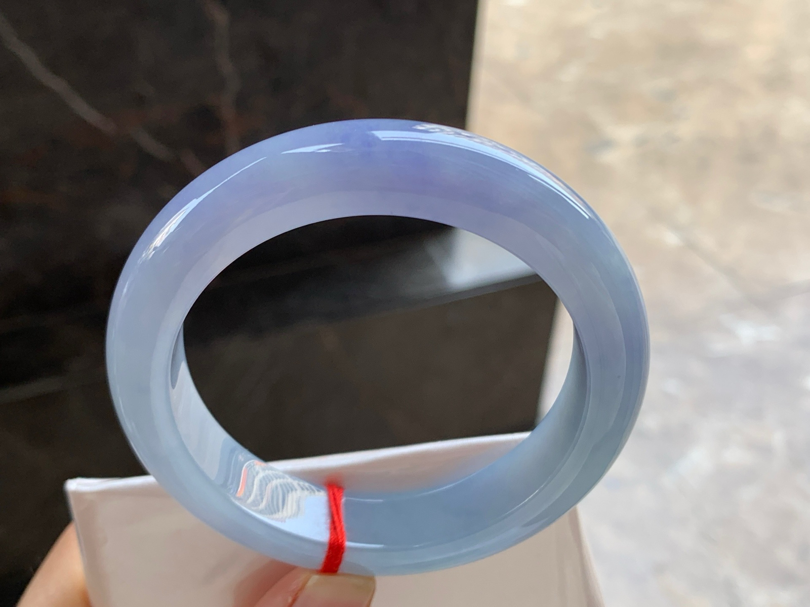 56.5-12.7-9.6

紫罗兰手镯^_^玉质温润 鲜艳