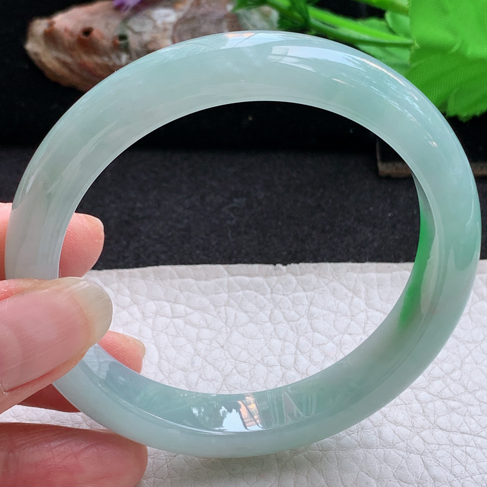 fx实拍58.5*12*8平安镯 天然缅甸翡翠手镯飘绿细润正圈玉镯子