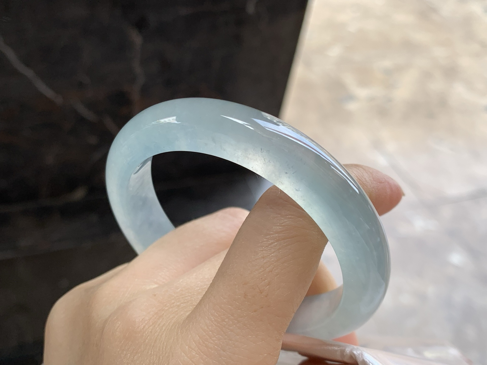 56-12.1-8.7

冰种手镯^_^冰味十足～上手漂亮